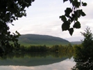 Stadtsee mit Lage Kronsberg im Hintergrund